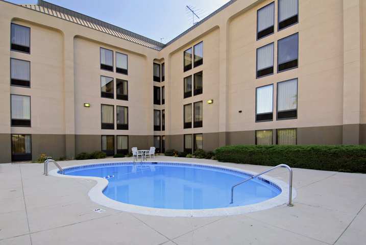 Quality Inn Florissant-St Louis Ανέσεις φωτογραφία