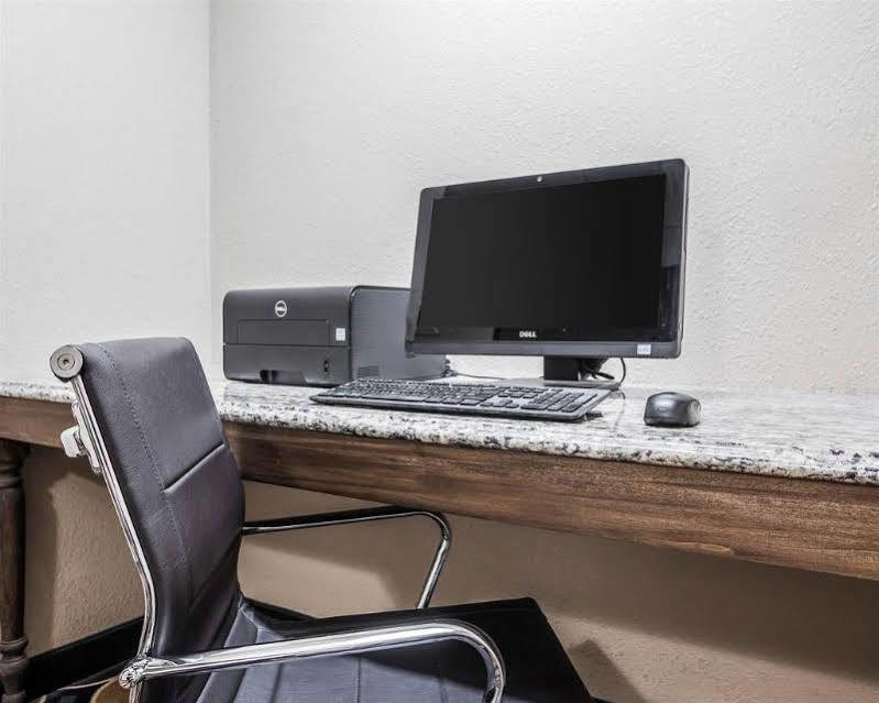 Quality Inn Florissant-St Louis Εξωτερικό φωτογραφία