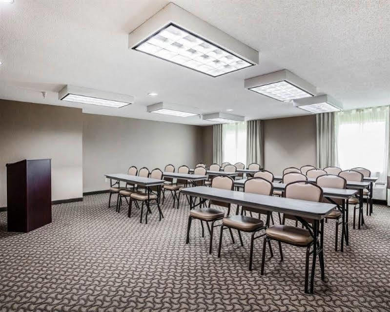 Quality Inn Florissant-St Louis Εξωτερικό φωτογραφία
