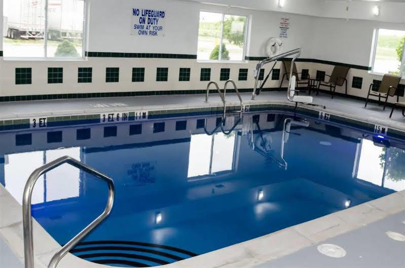 Quality Inn Florissant-St Louis Εξωτερικό φωτογραφία